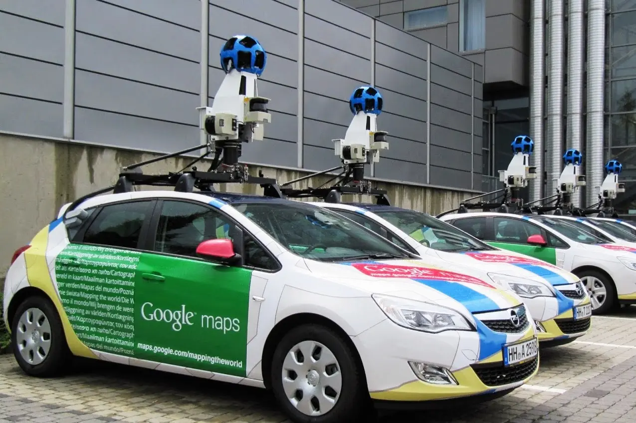 google street view automobiliai 2