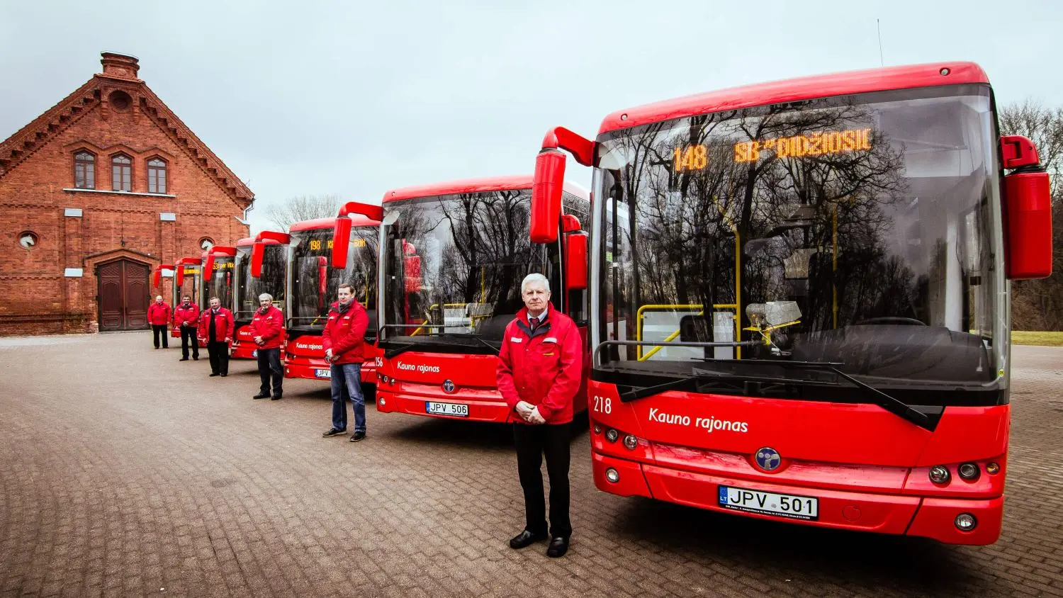 i birstona keleiviai vyksta naujais autobusais