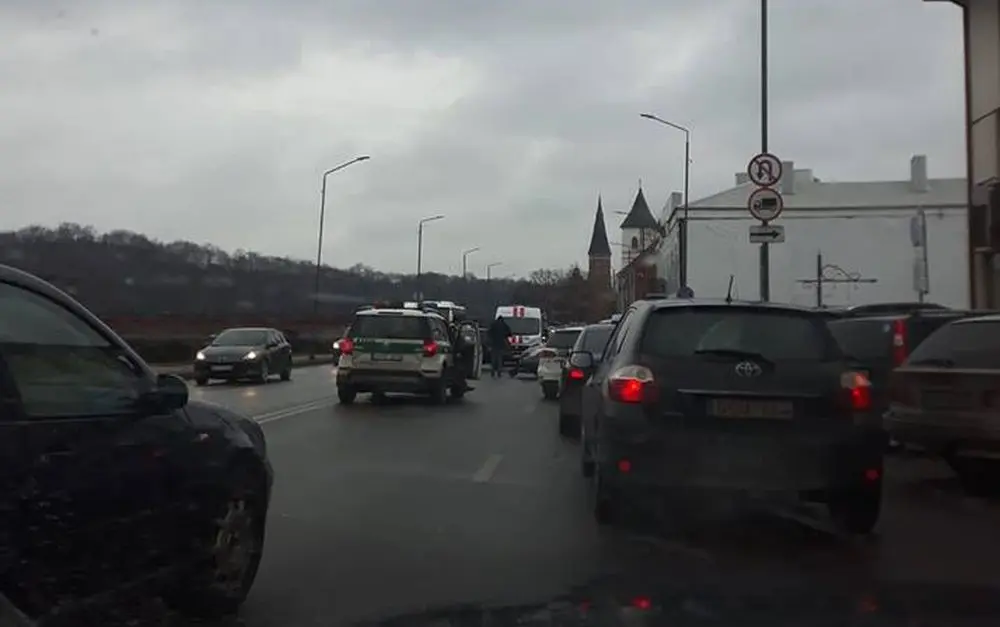 kmindaugo 4 automobiliai