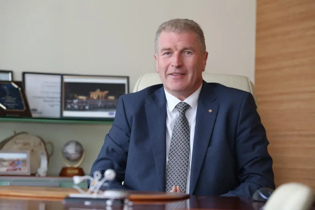 krepinio klubo prezidentas nuotrauka