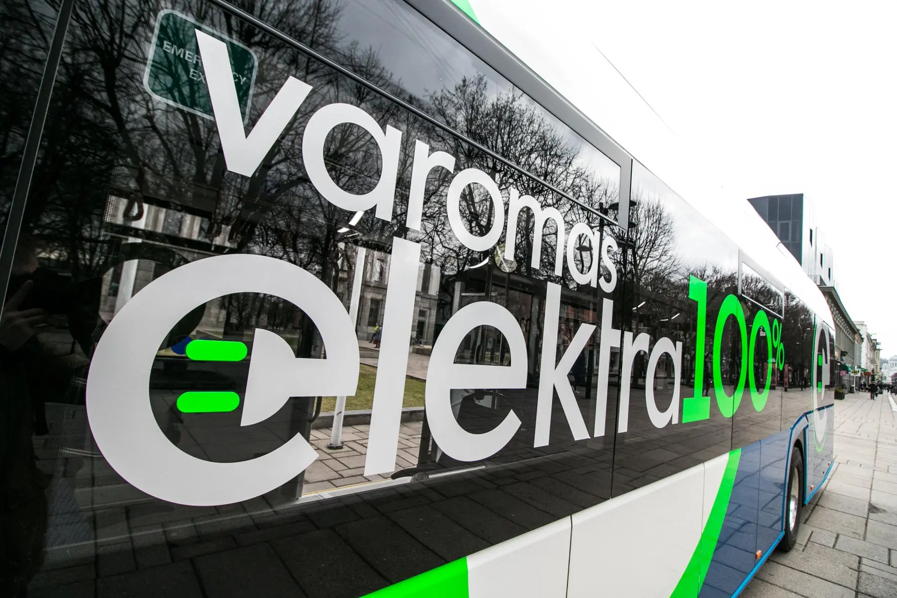 kvk 9882