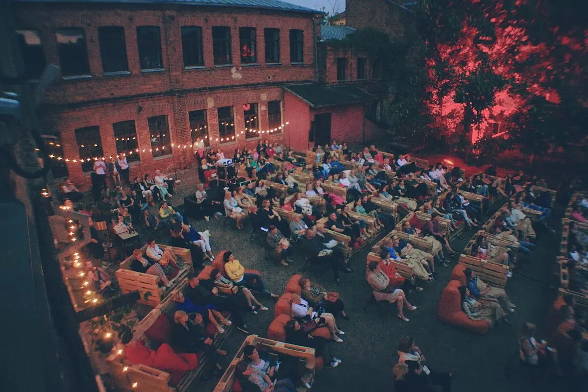 lauko kino sale romuva
