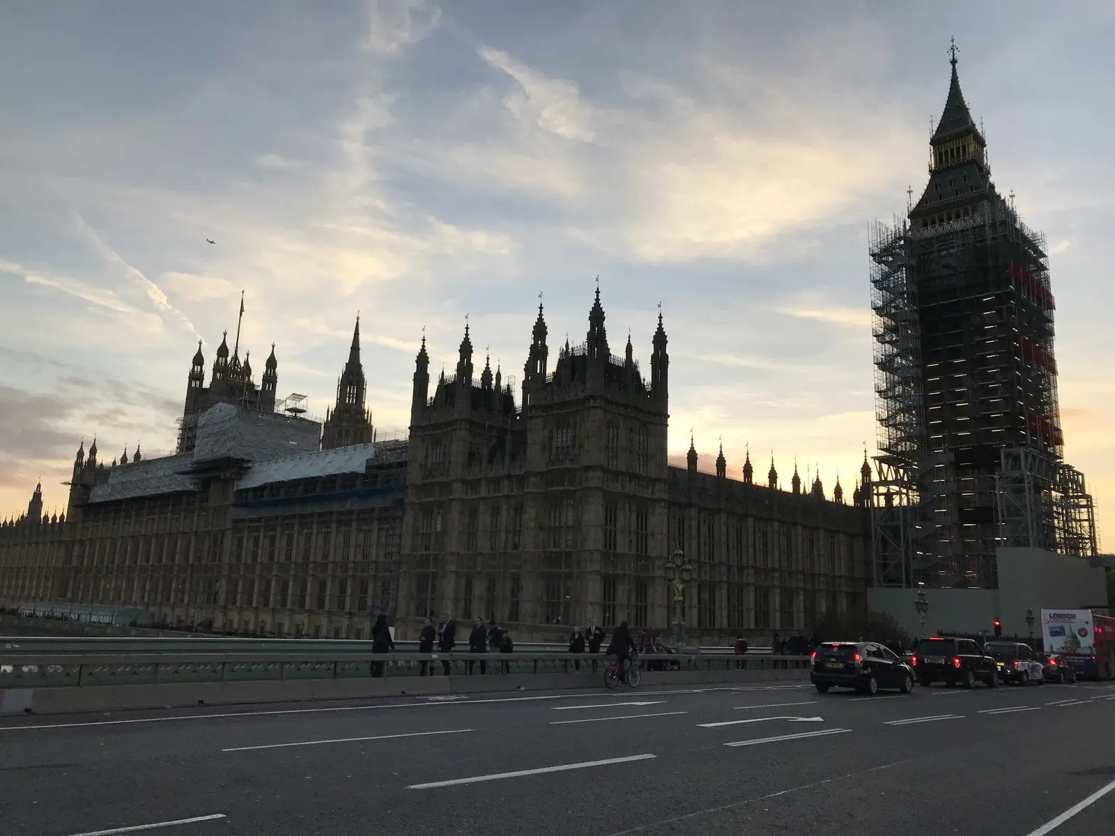 londonas 76935799