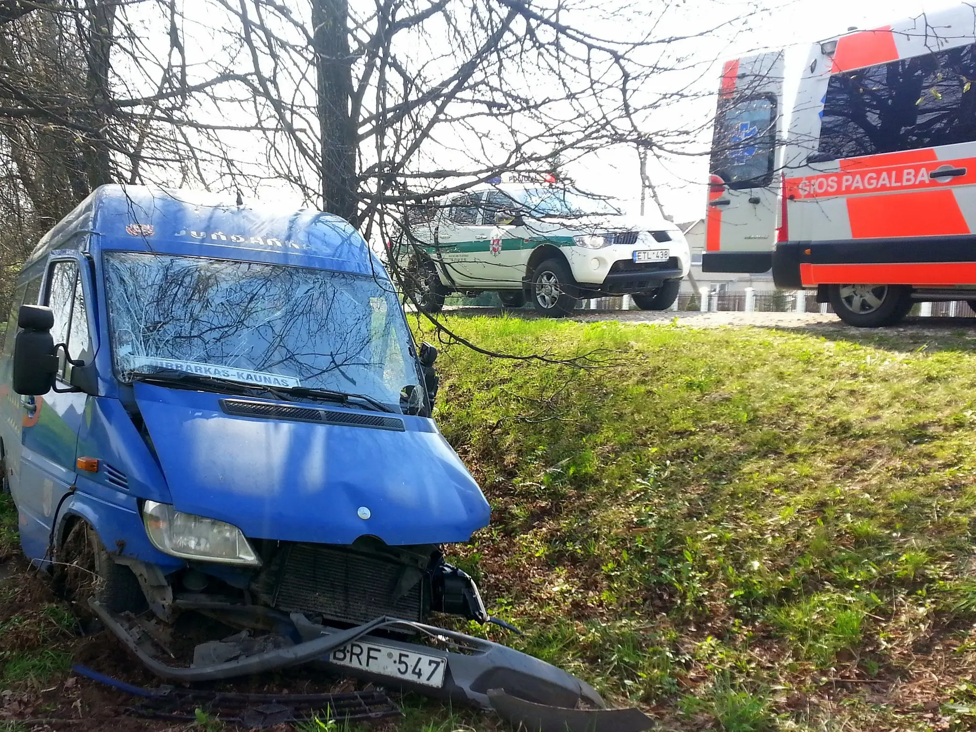 mikroautobuso avarija kelyje link juirbarko 2