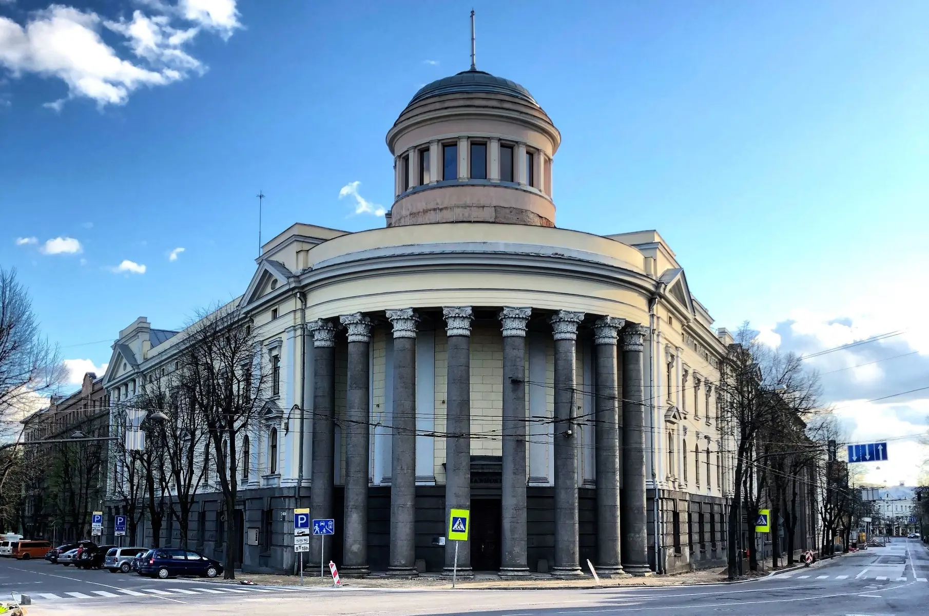 modernizmo architektura 14