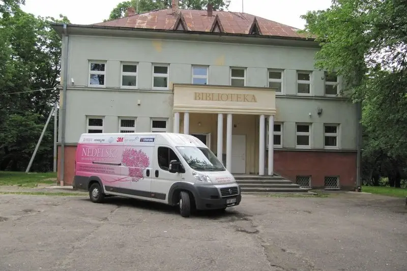 nedelsk projekto autobuslis