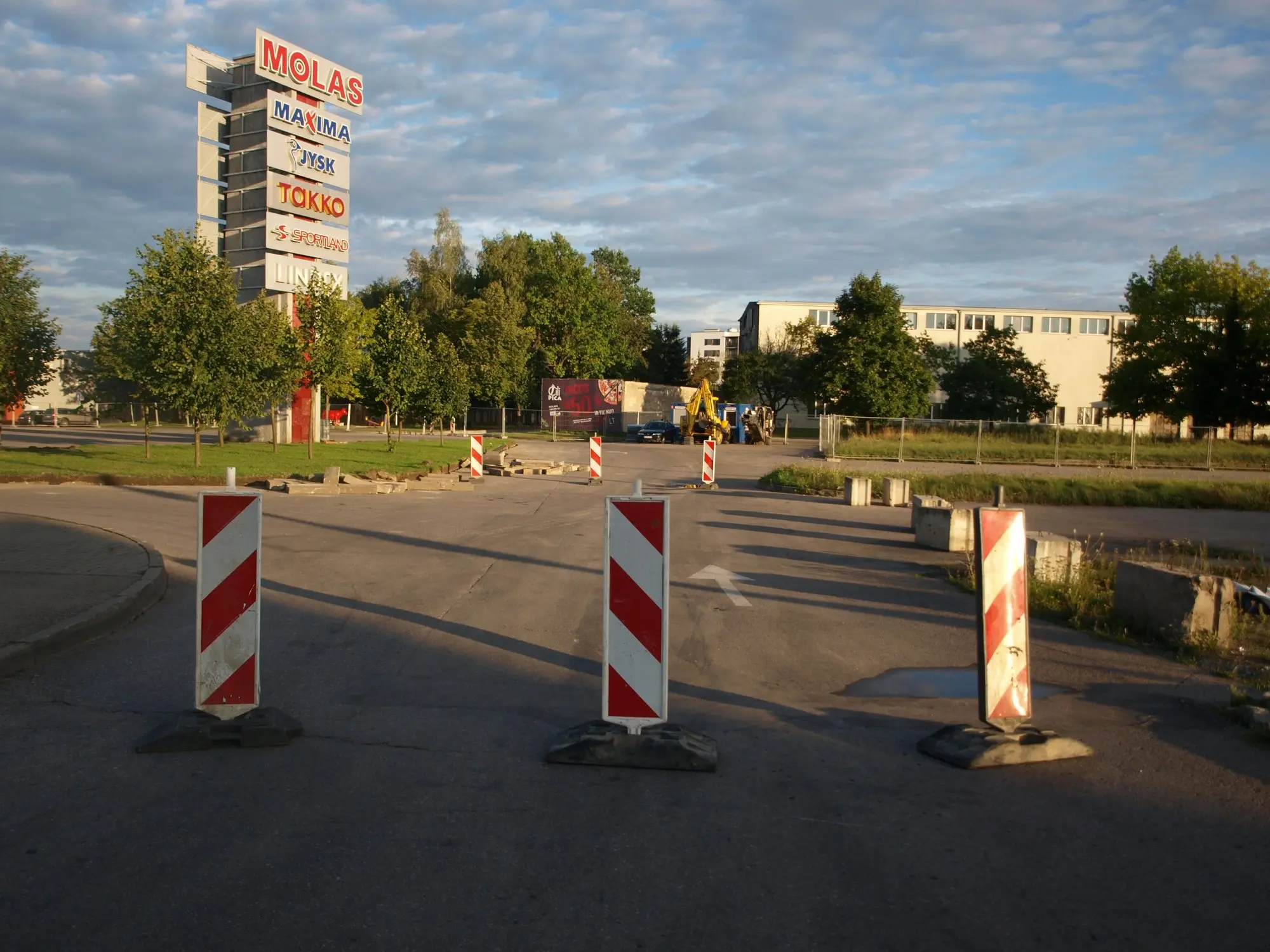 p8269560