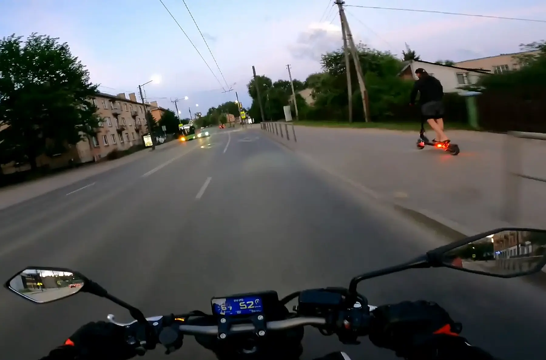 paspirtukas r kalantos gatveje