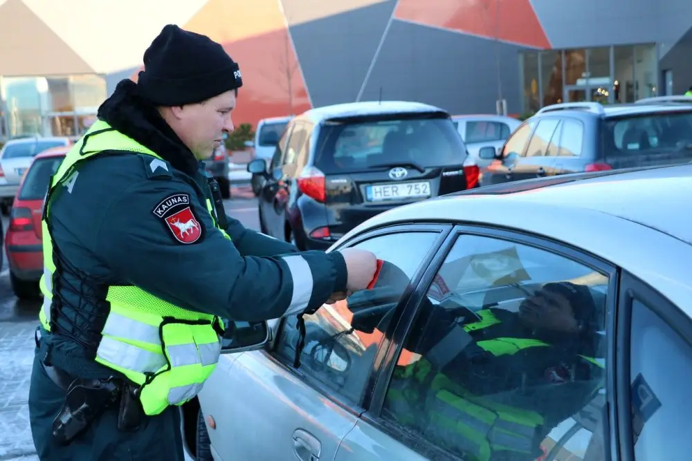policija 03
