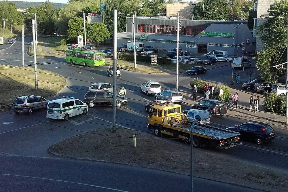policijos avarija 8