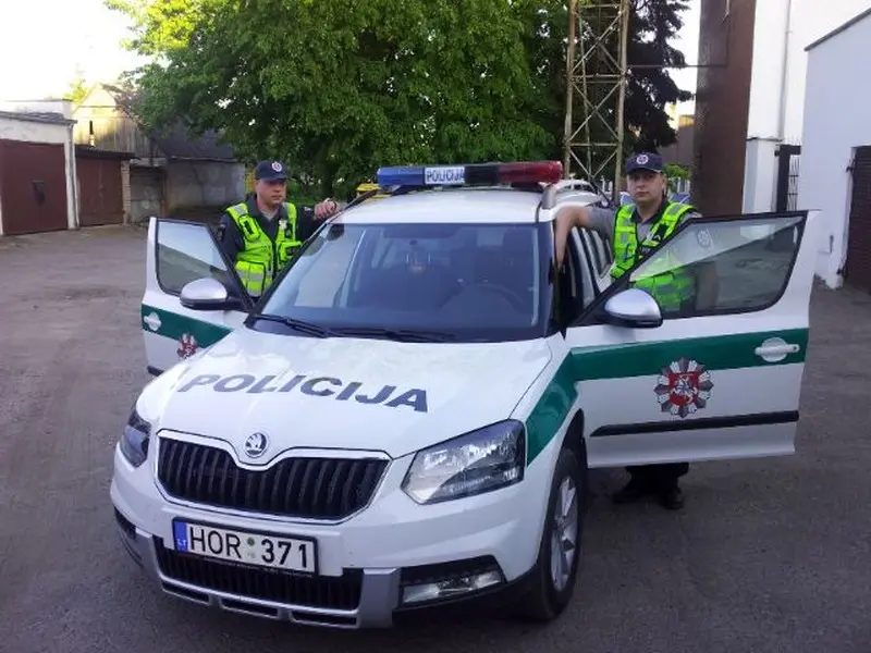 policijos pareigunai 1