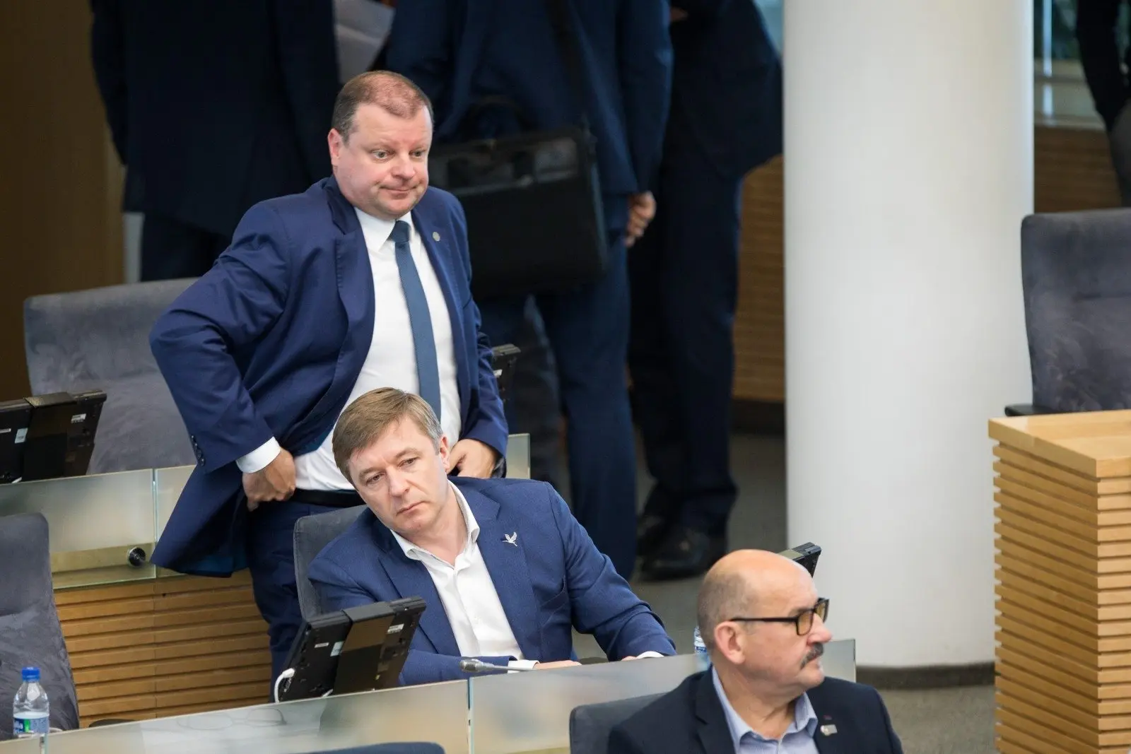 saulius skvernelis ramunas karbauskis 78425473
