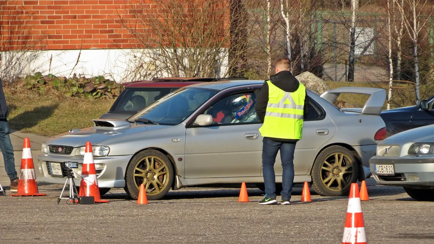 slalomas 12
