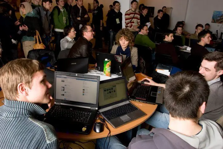 startup weekend lithuania 2011 darbas komandose