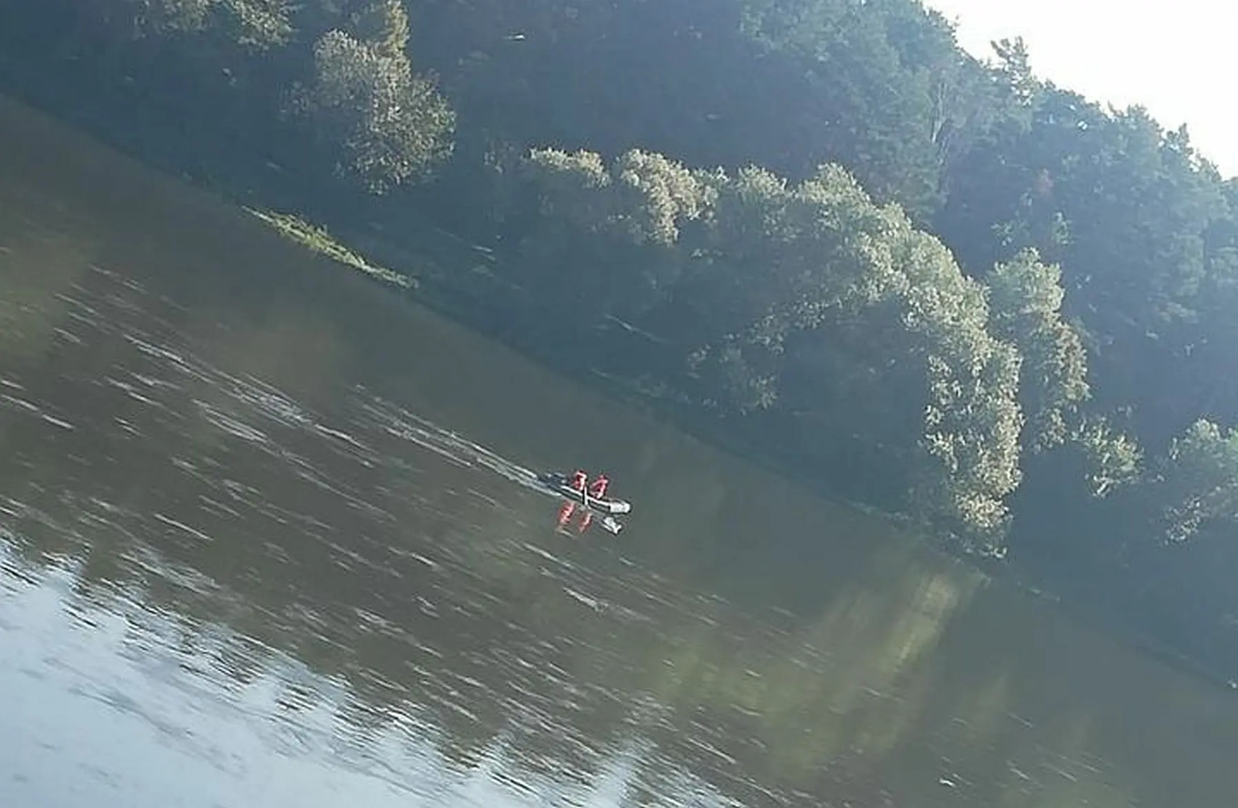 triju mergeliu tiltas