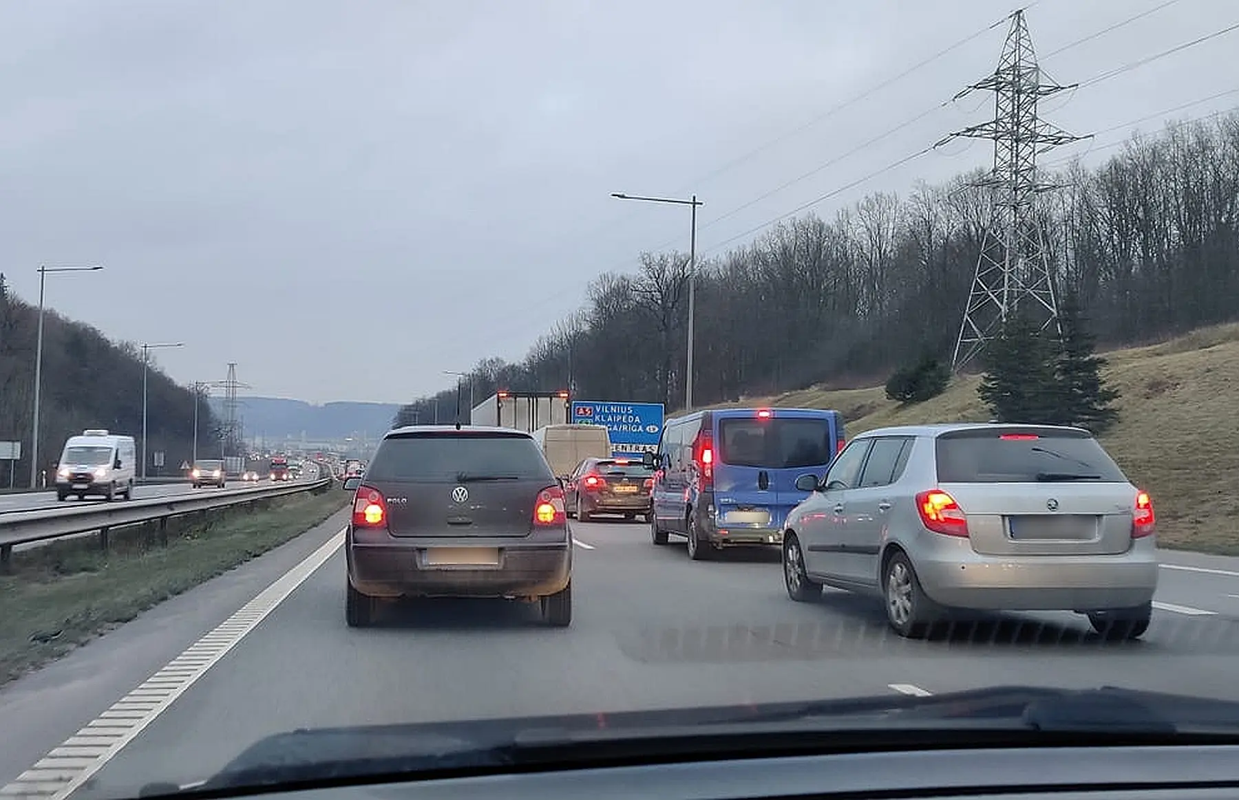 vakarinins aplinkkelis