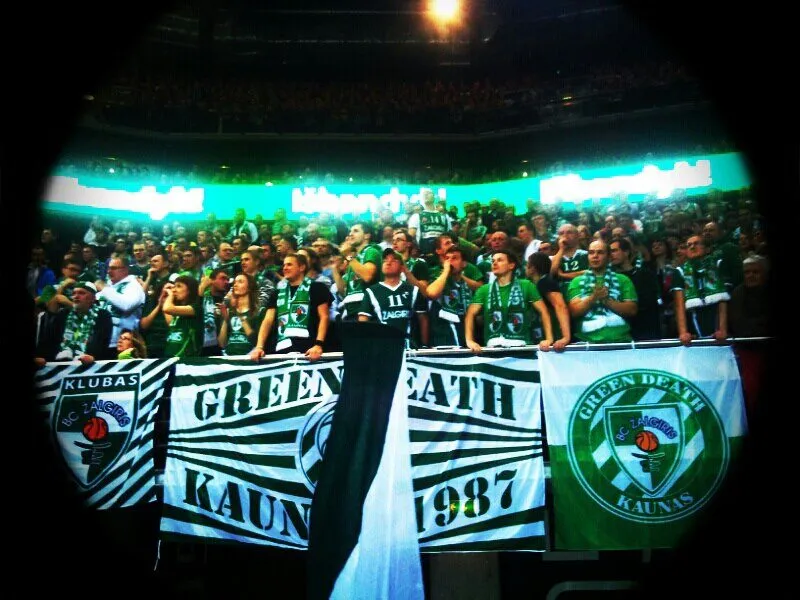Kauno Žalgirio fanai arenoje