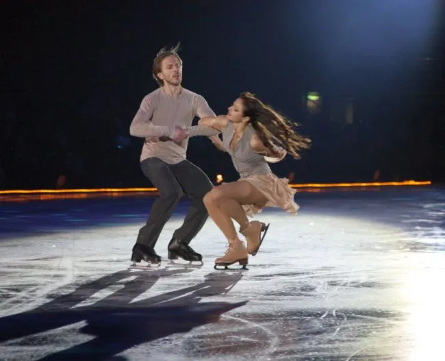 Liepsnojantis Kalėdų ledas Žalgirio arenoje