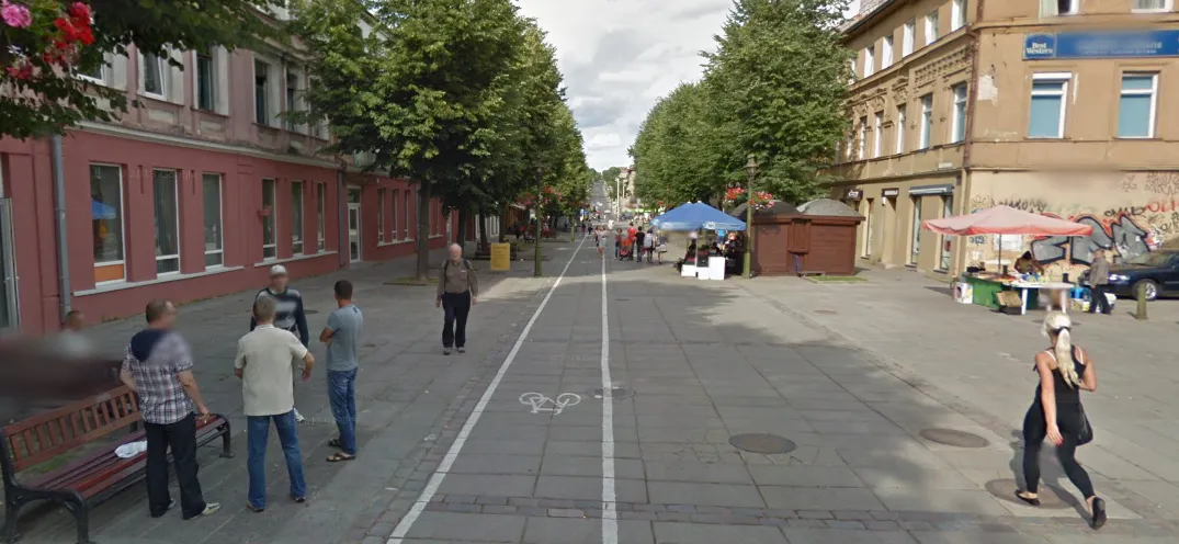 Google Street View vaizdas Vilniaus gatvėje