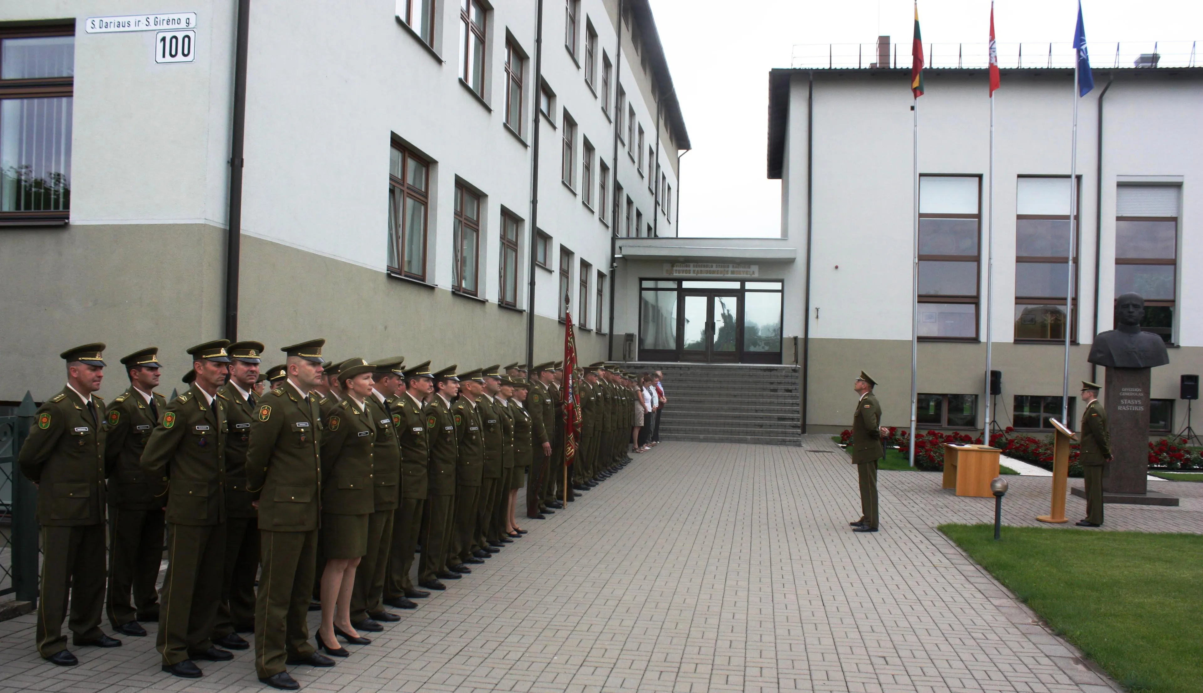 Jaunesniųjų karininkų vadų mokymų aukštųjų mokyklų studentų priesaika