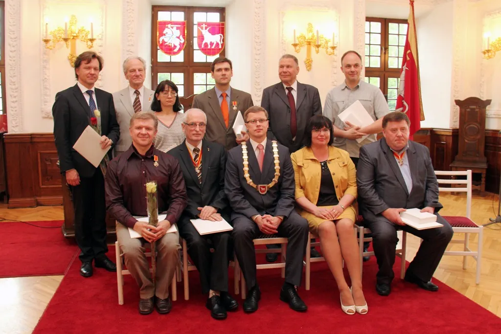 Meras įteikė Santakos garbės ženklus nusipelniusiems kauniečiams