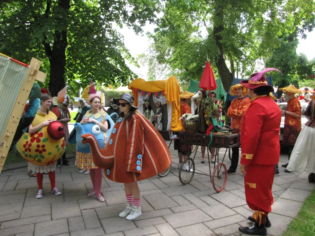 Šypsos lėlės ir vaikai 2013 03