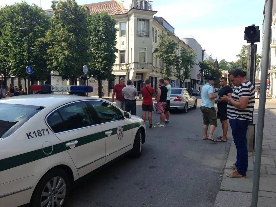 Avarijos priežastis aiškina kelių policija