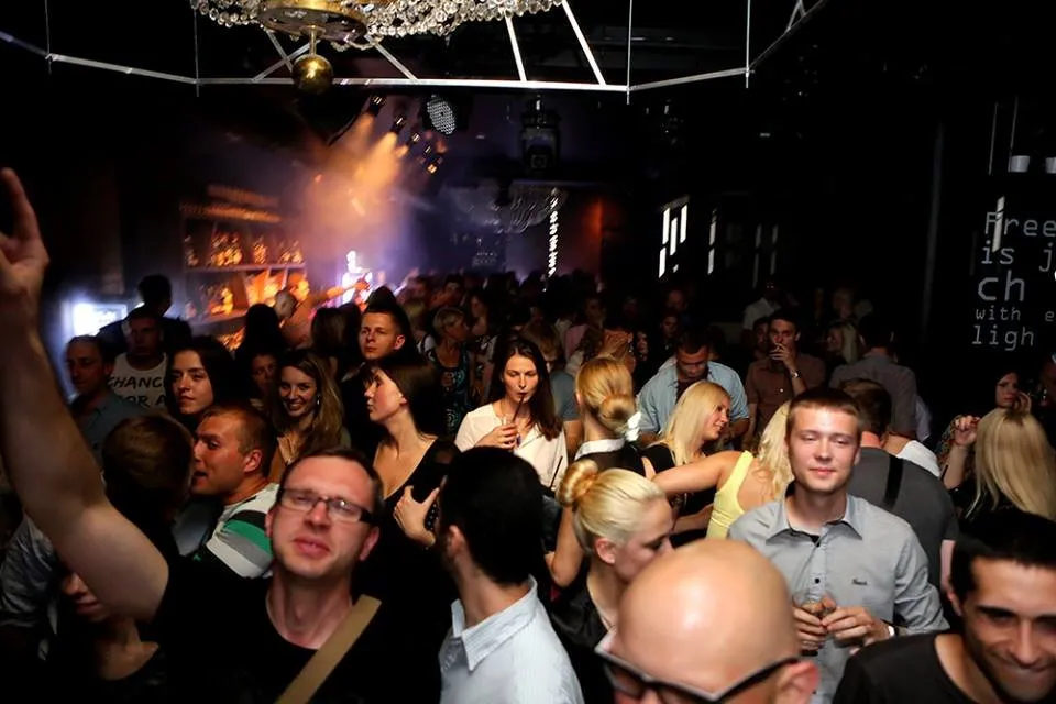 Naktinio klubo Chaos atidarymas Kaune 08