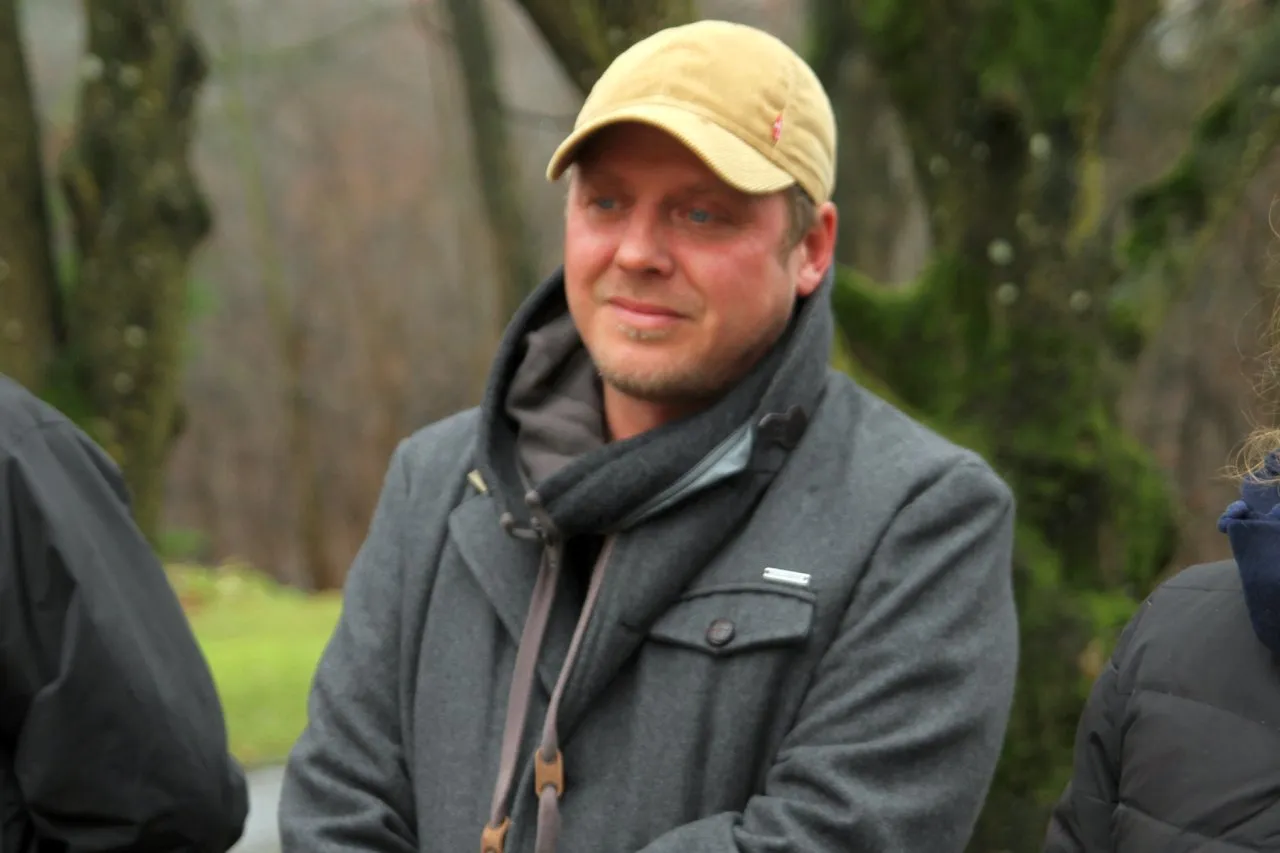 Korsakų voljerą atidarė Paulius Korsakas