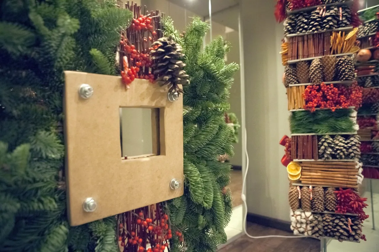 Kalėdų eglė dramos teatre - itin originali