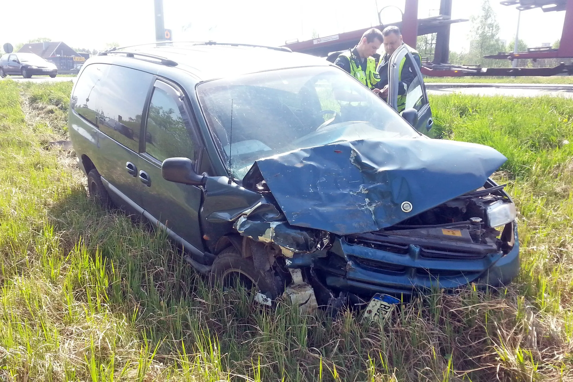 Vienatūrių avarija greitkelyje 4