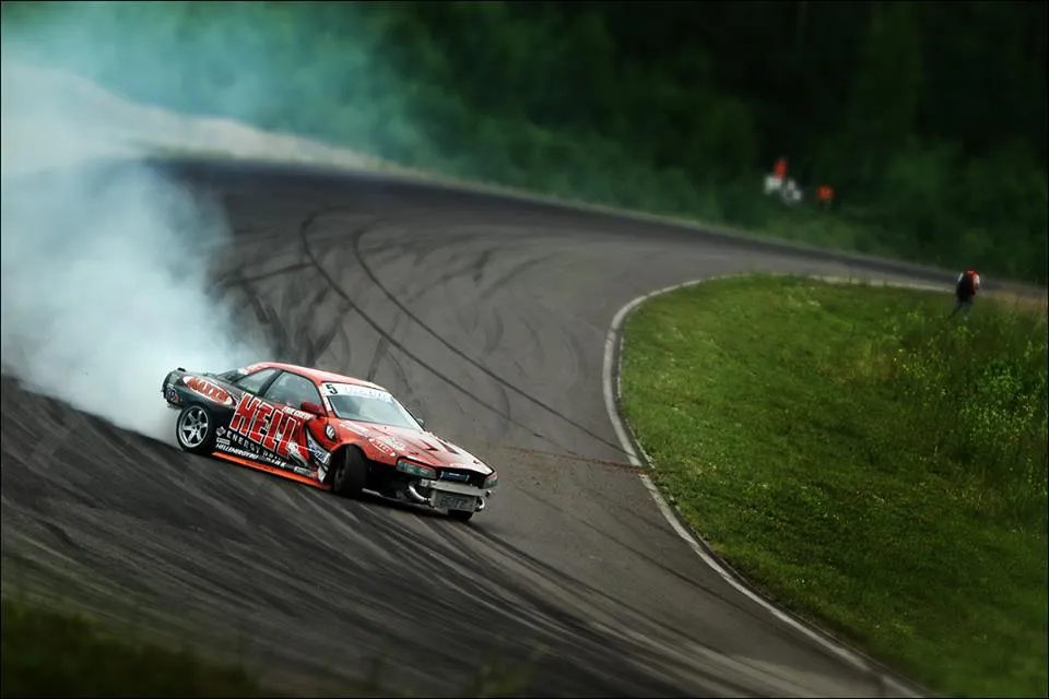 Rytų Europos drifto čempionatas drebins Kauną
