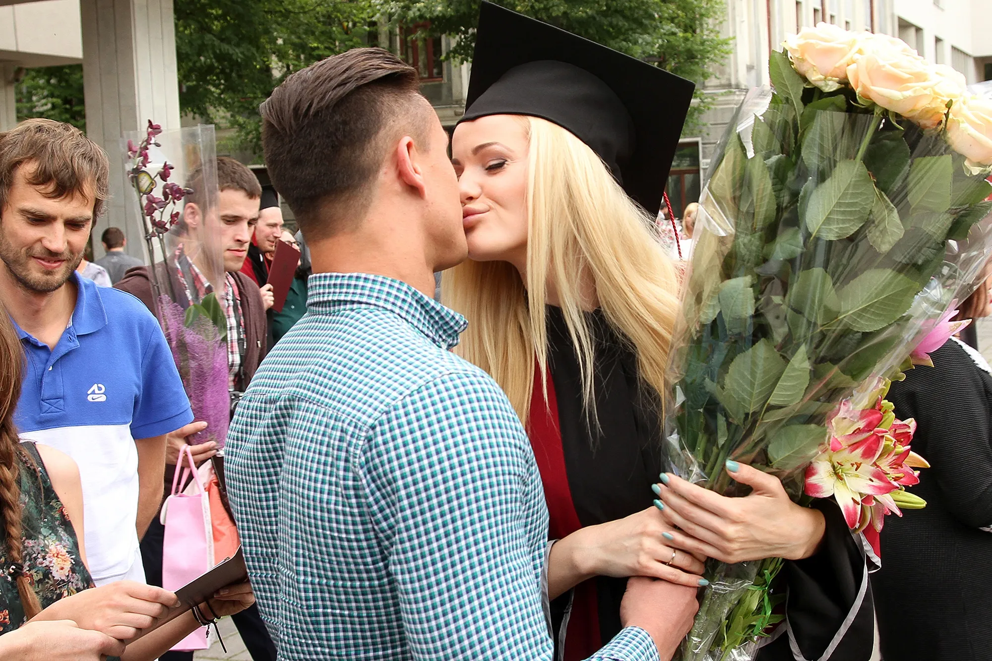 Neringa Šiaudikytė atsiėmė diplomą 13