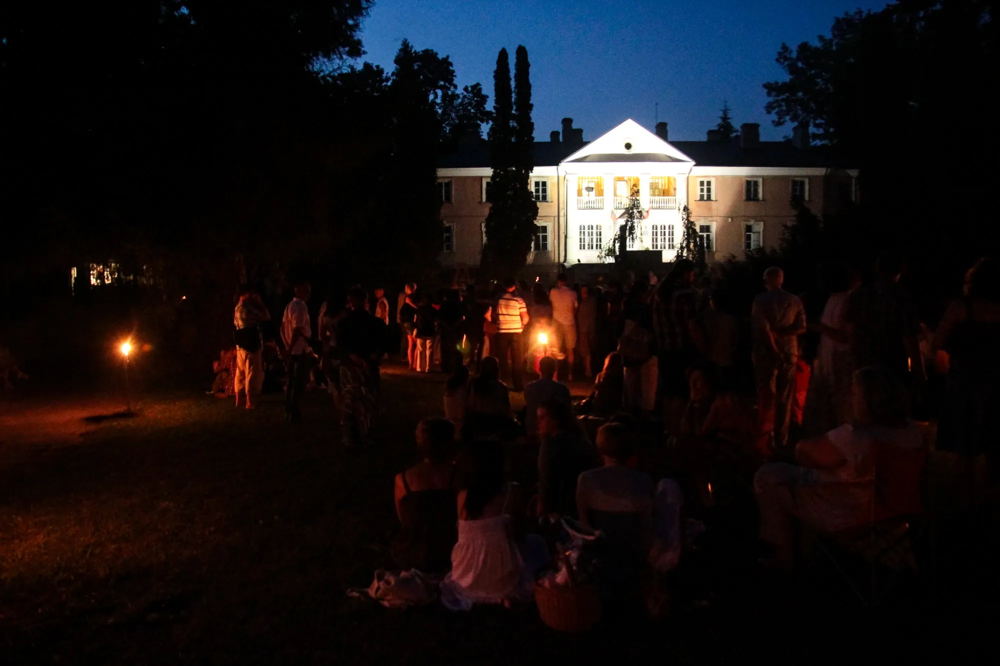 Kvapų naktis Botanikos sode