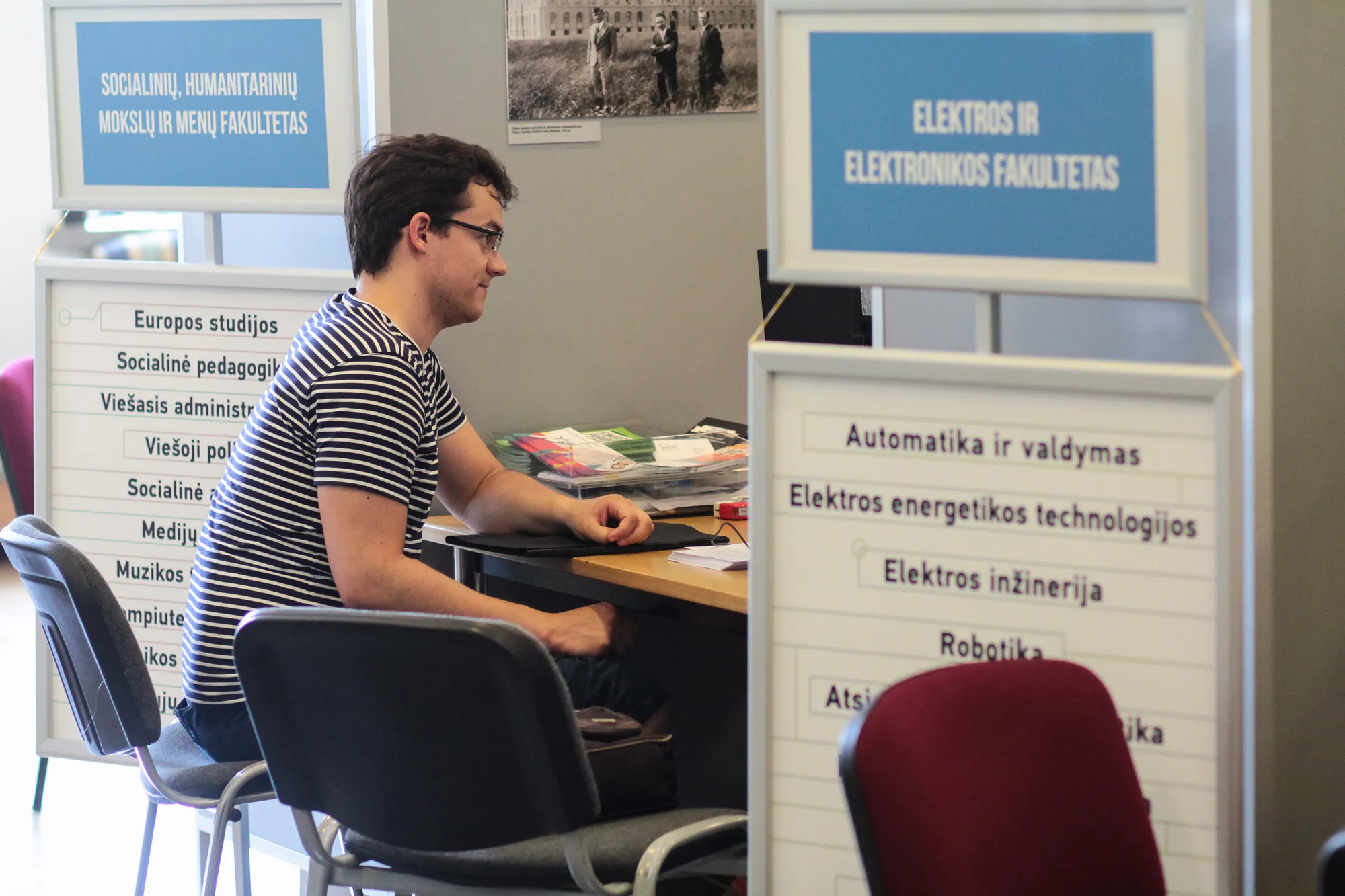 Sutarčių pasirašymas universitetuose