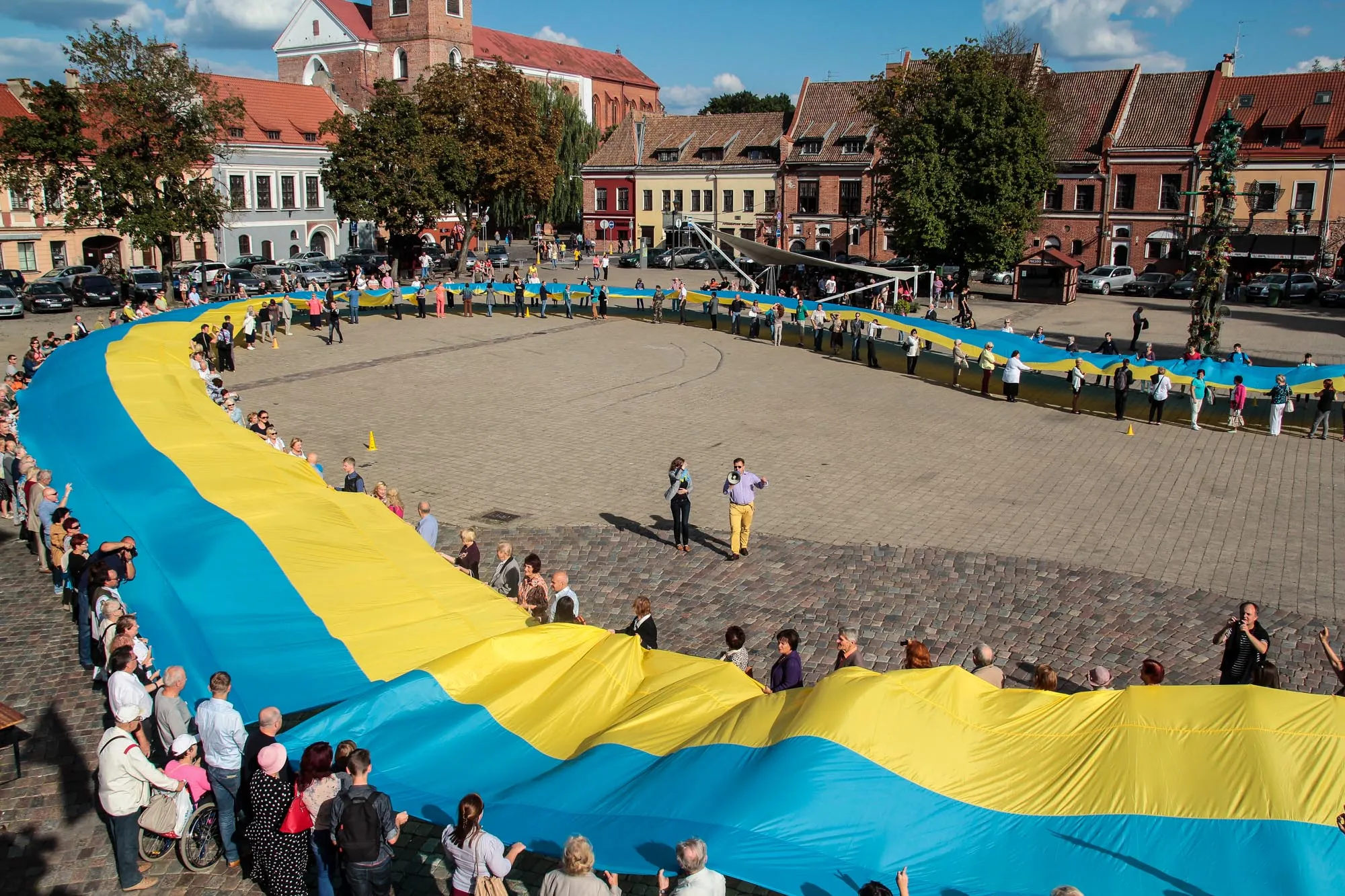 Milžiniška Ukrainos vėliava