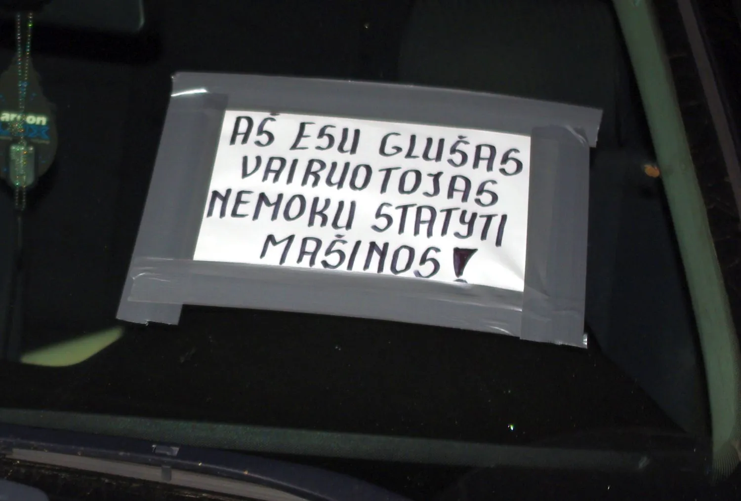 Automobilių parkavimo ypatumai