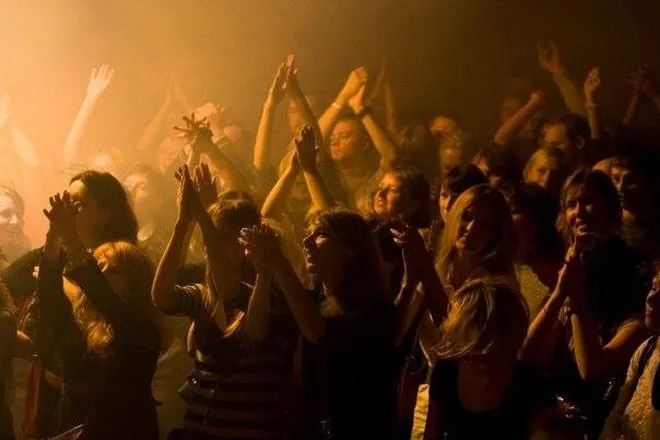 Naktinis klubas "Siena" sugrįžta