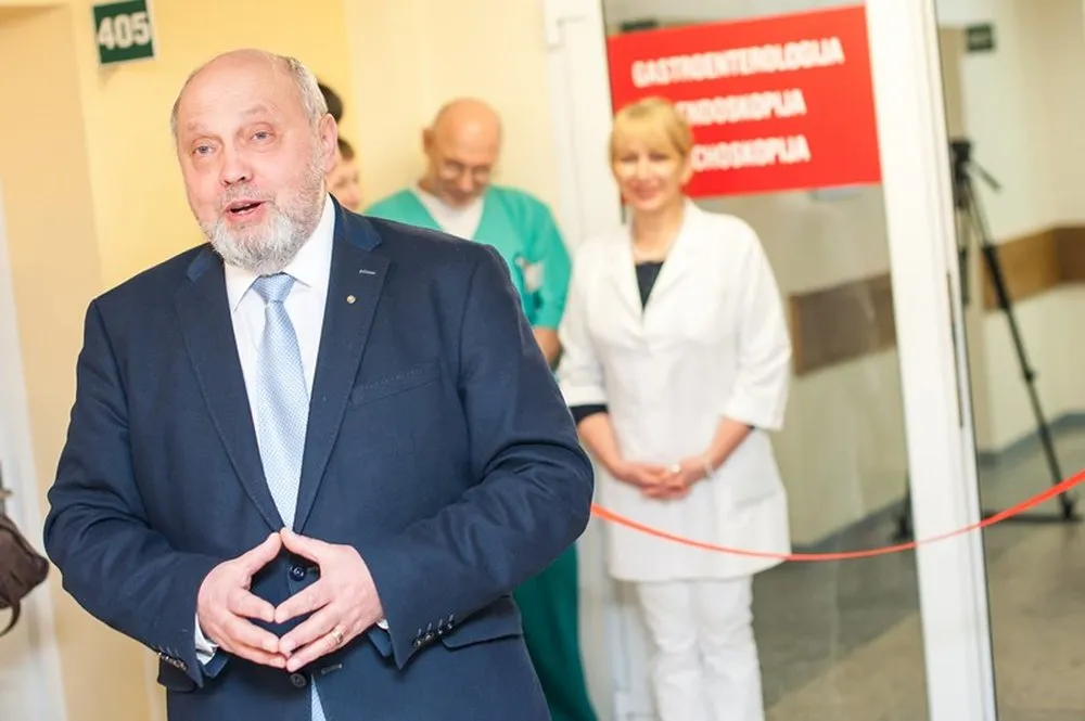 Poliklinikos vadovas V. Obelienius
