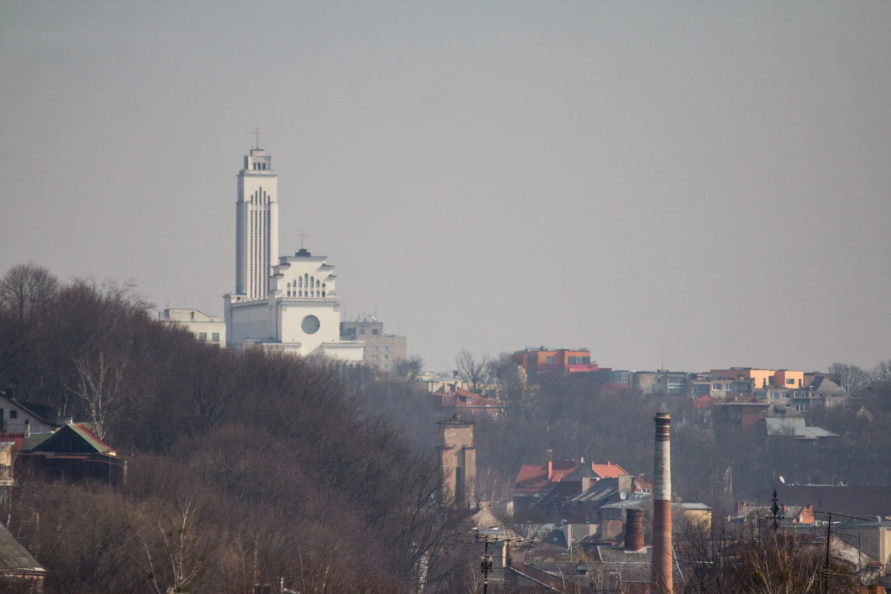 Kauno panorama nuo Jėzuitų vienuolyno stogo