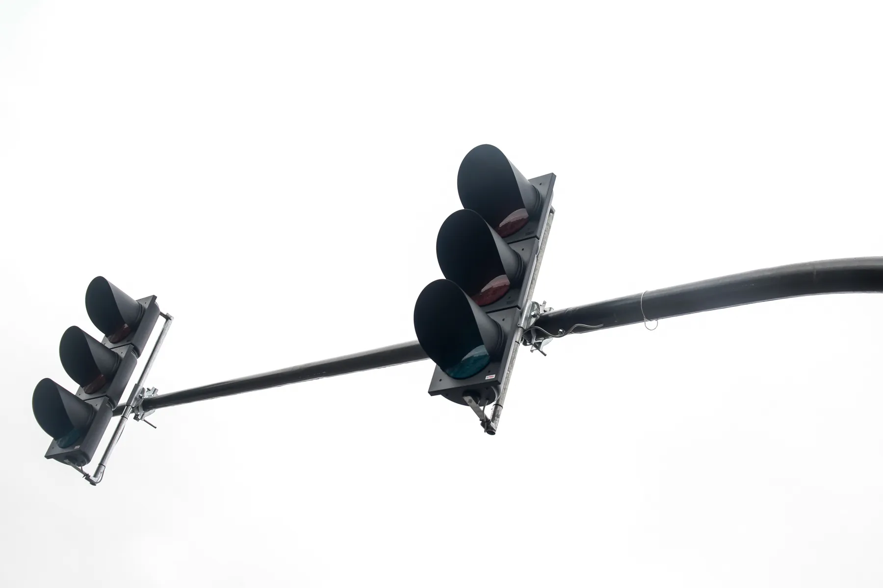 Naujas šviesoforas Savanorių pr. ir S. Žukausko g. sankryžoje