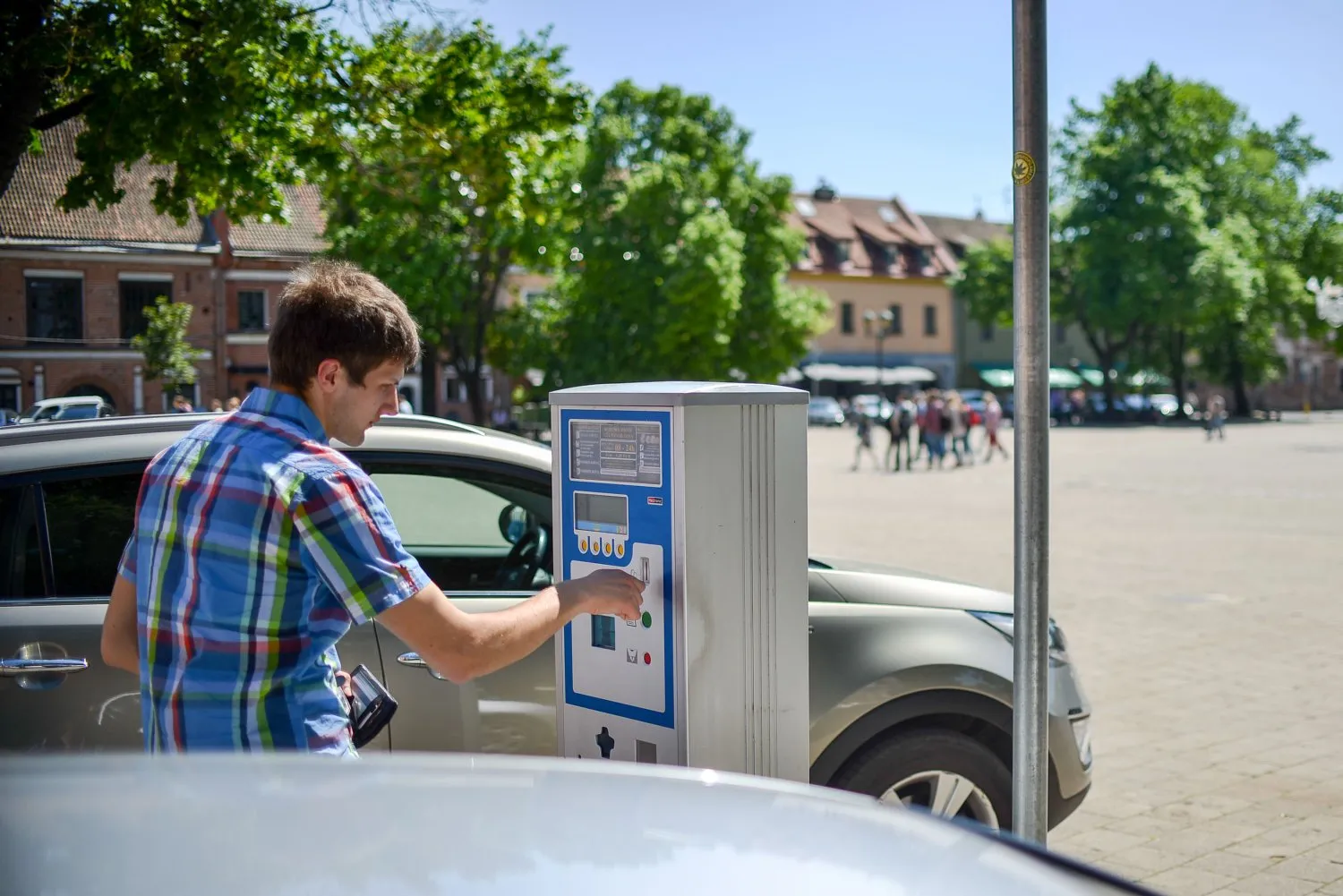 Automobilių parkavimas