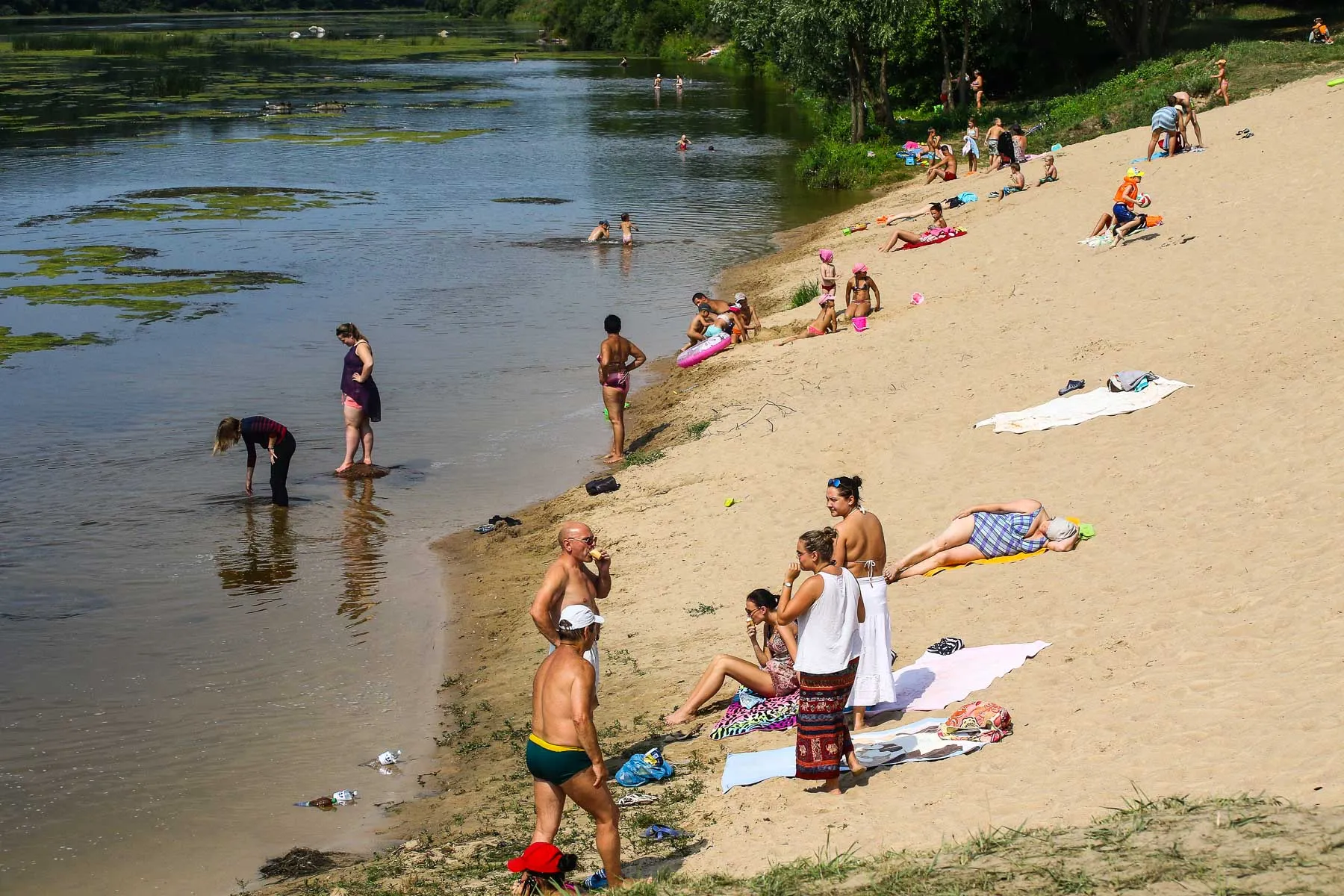 Vasara Panemunės paplūdimyje prie Nemuno
