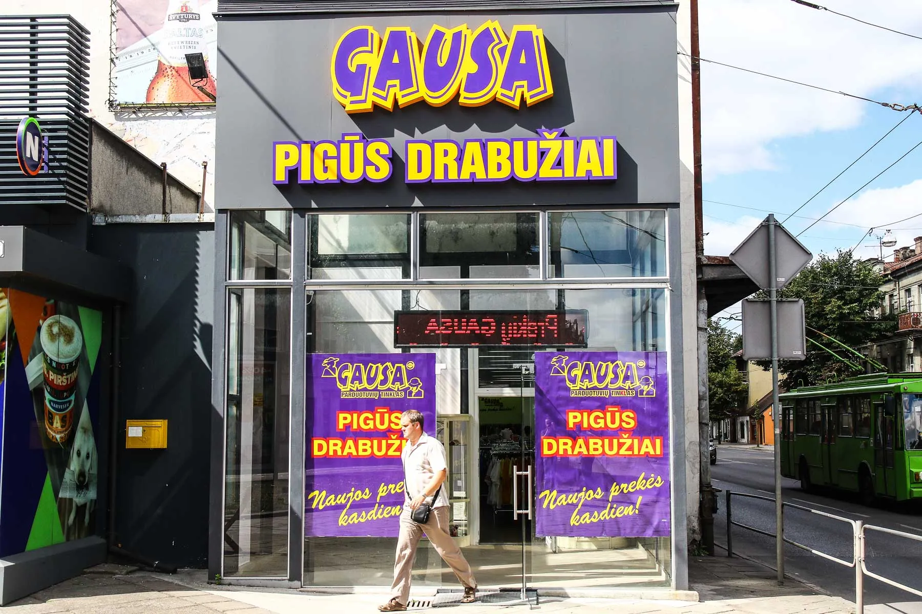 Nauja dėvėtų drabužių parduotuvė "Prekių Gausa"