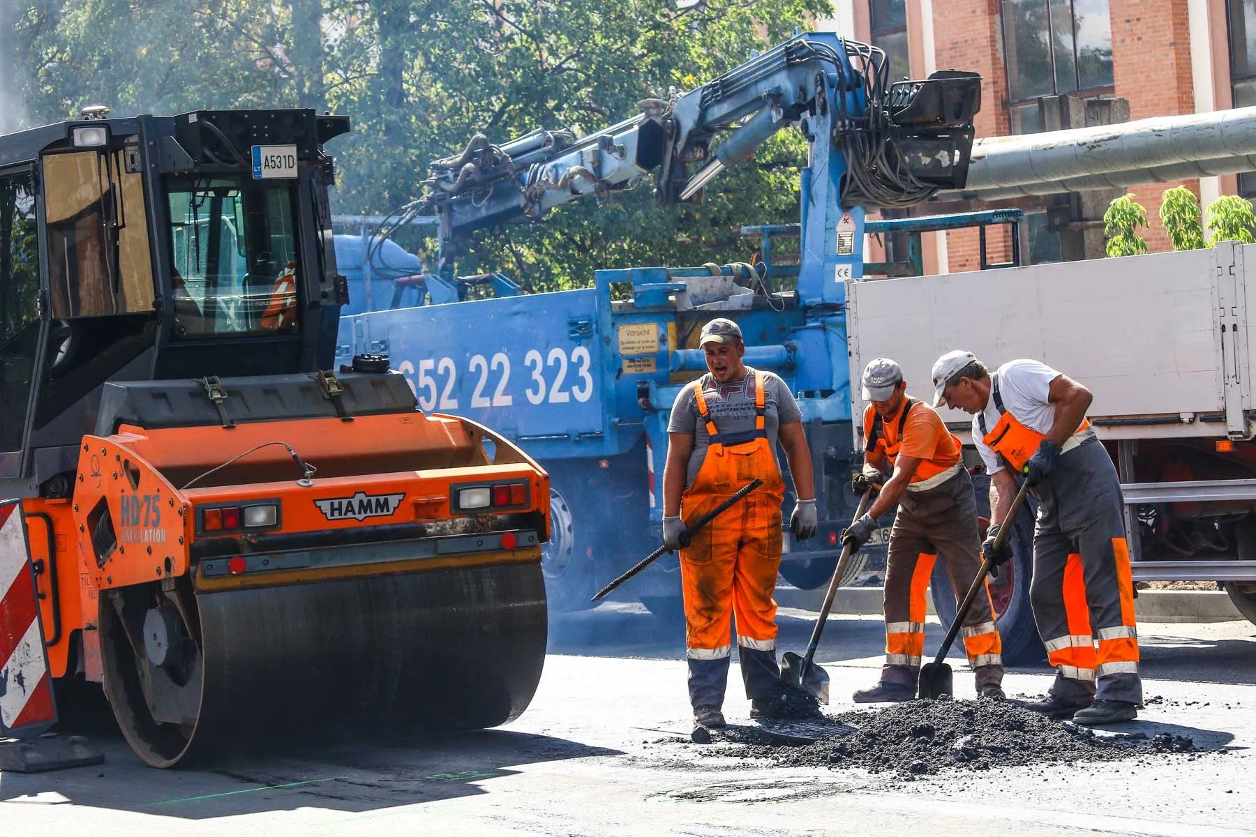 Kelininkai Raudondvario plente