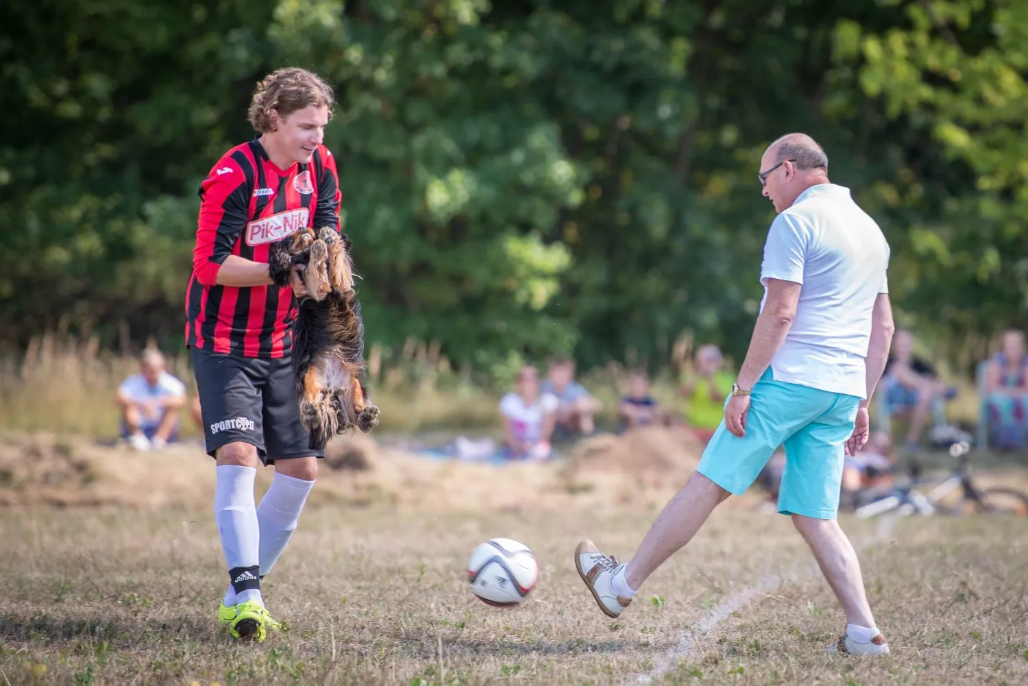 Šventinės futbolo rungtynės