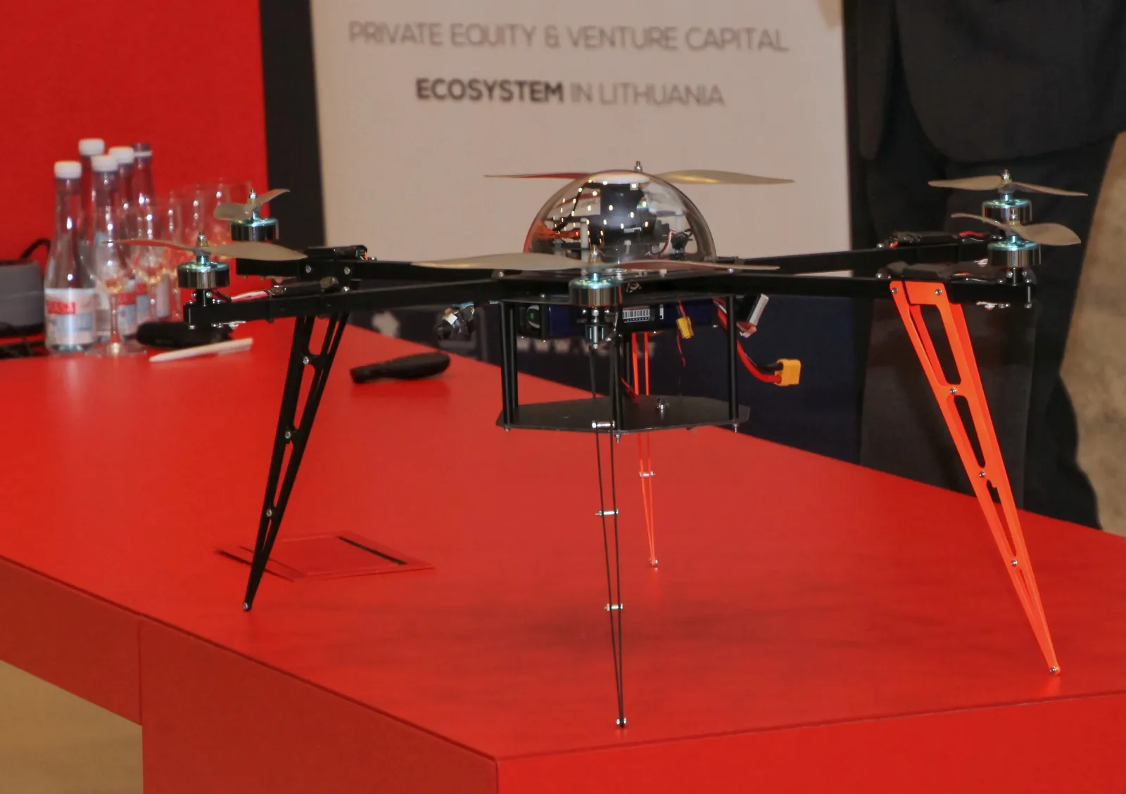 KTU startuoliai dronas