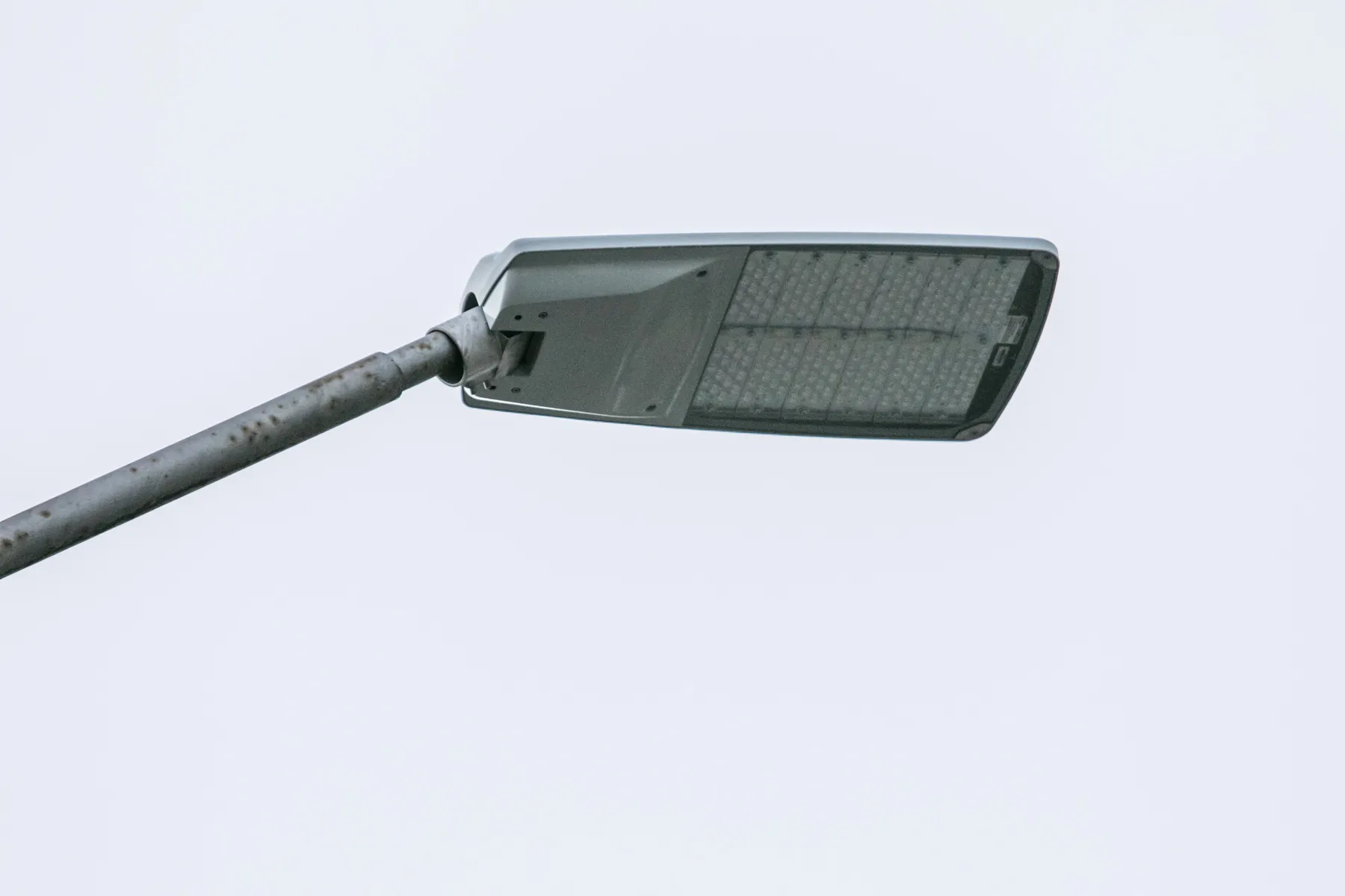 Naujas apšvietimas Savanorių pr.