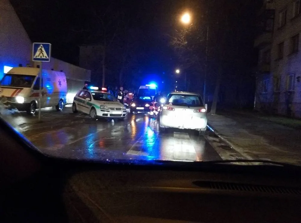 M. Riomerio g. partrenkta moteris 01