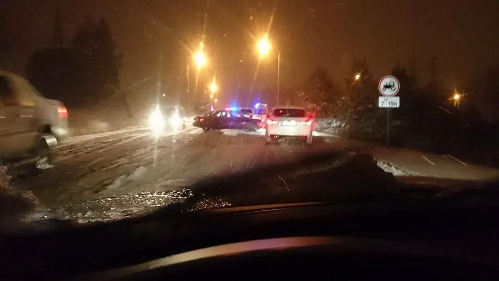 Avarijos paralyžuoja eismą mieste 01
